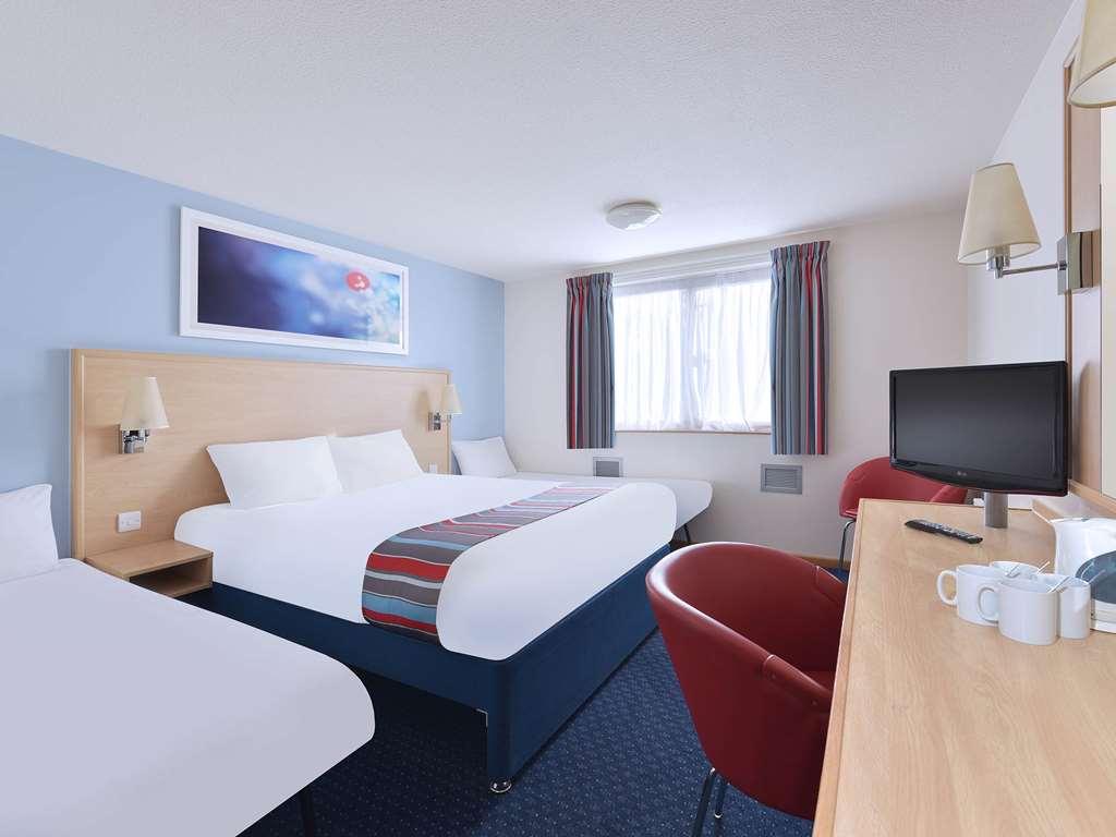Travelodge Ely Ruang foto